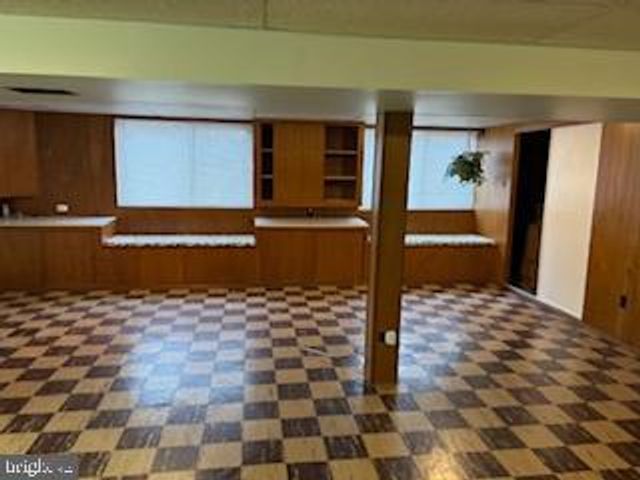 2213 S LEE LN, Aston, PA 19014