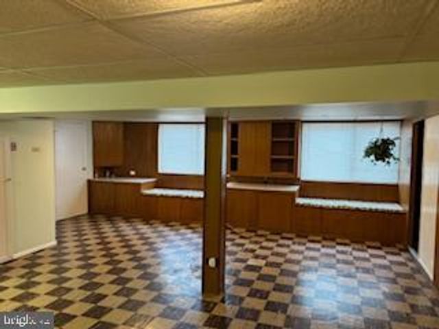 2213 S LEE LN, Aston, PA 19014