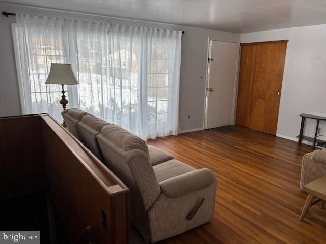 2213 S LEE LN, Aston, PA 19014