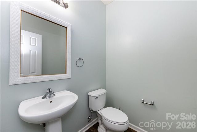 224 Azteca Drive, Matthews, NC 28104