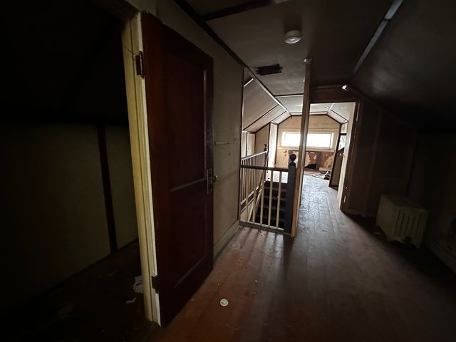 8239 S Kenwood Avenue, Chicago, IL 60619