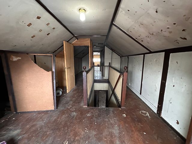 8239 S Kenwood Avenue, Chicago, IL 60619