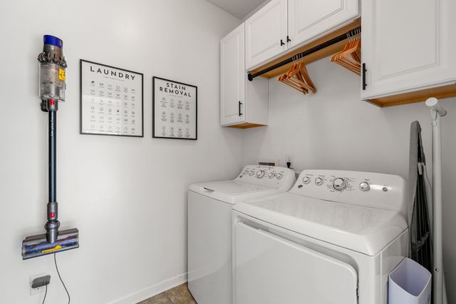 6520 Sunnywood Dr, Nashville, TN 37211