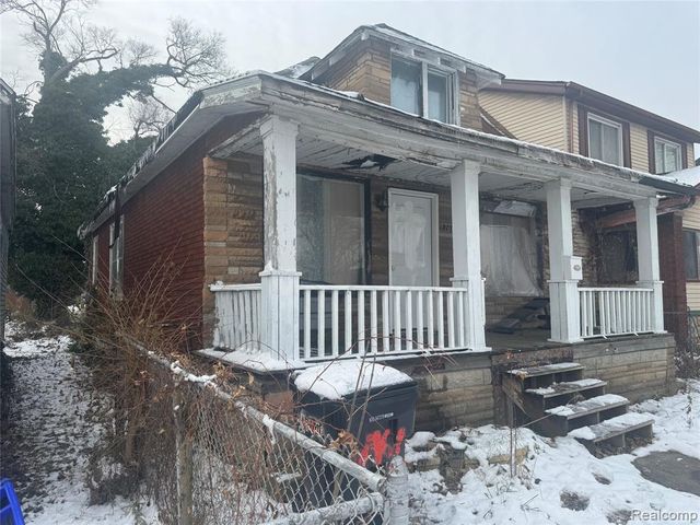 9761 Holmur Street, Detroit, MI 48204