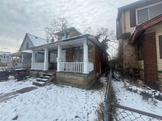 9761 Holmur Street, Detroit, MI 48204