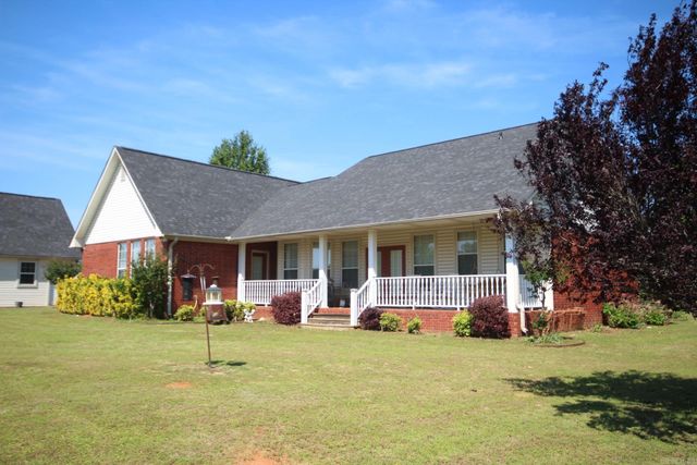 3 Elberta Ave., Nashville, AR 71852