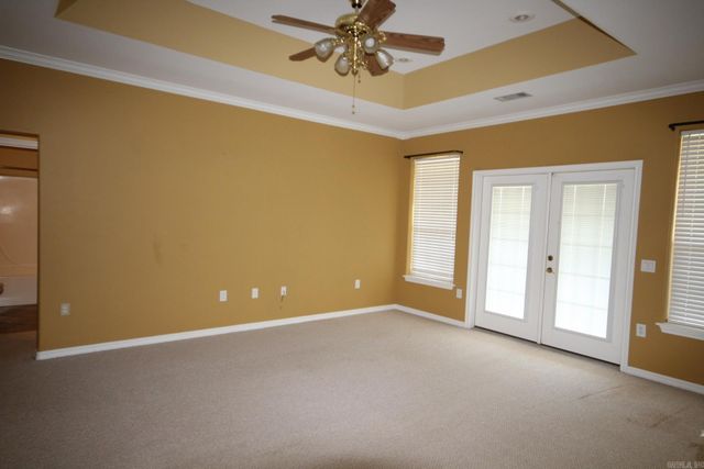3 Elberta Ave., Nashville, AR 71852