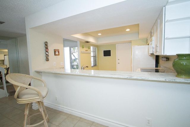 454 Ashwood Place, Boca Raton, FL 33431