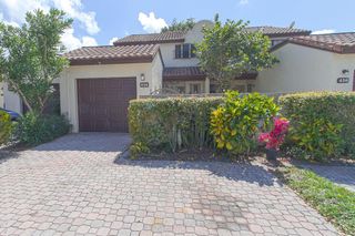 454 Ashwood Place, Boca Raton, FL 33431