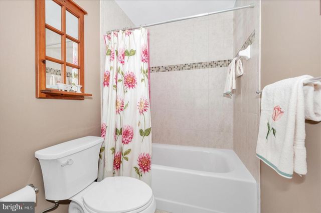 14408 PECAN DR, Rockville, MD 20853