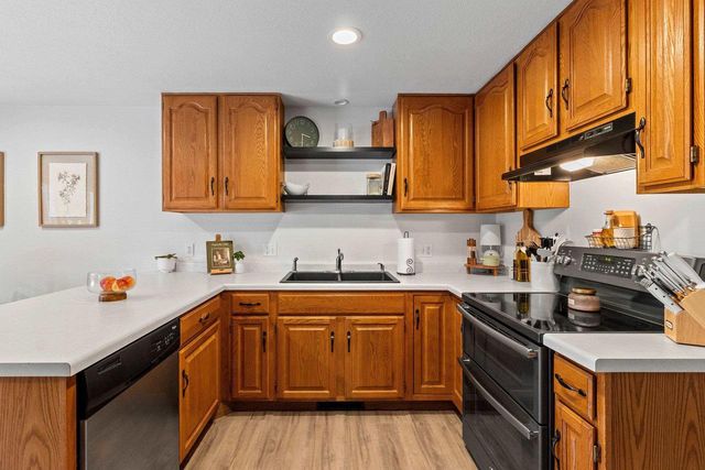 1933 ANITA COURT, Appleton, WI 54913