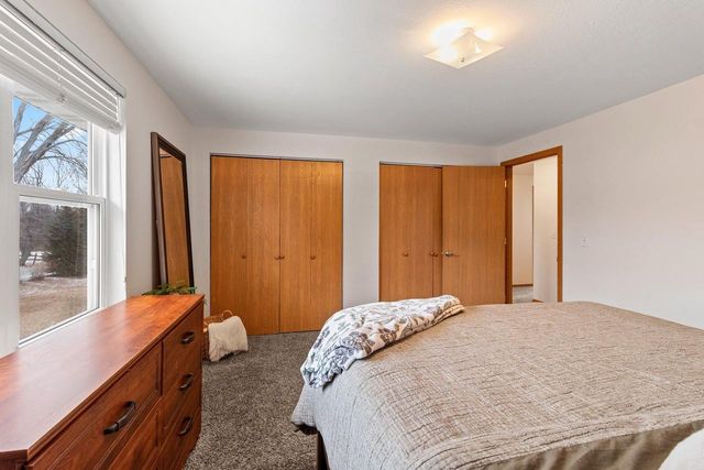 1933 ANITA COURT, Appleton, WI 54913