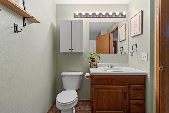 1933 ANITA COURT, Appleton, WI 54913