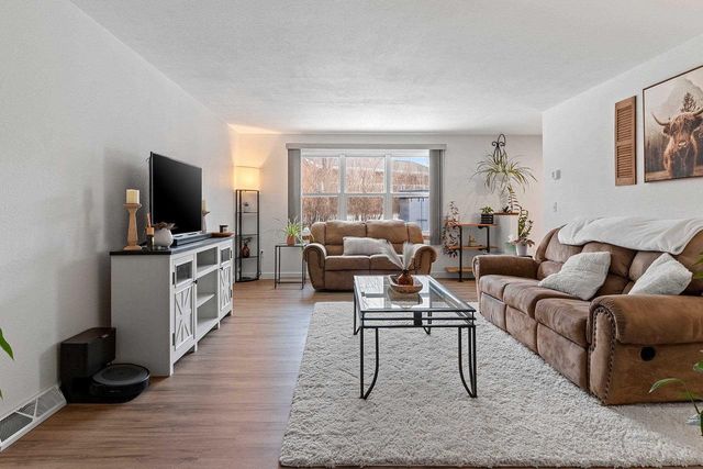 1933 ANITA COURT, Appleton, WI 54913