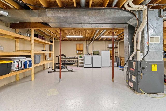 1933 ANITA COURT, Appleton, WI 54913