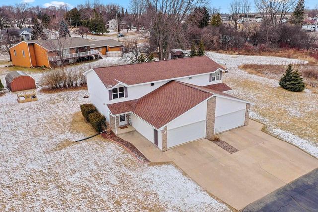 1933 ANITA COURT, Appleton, WI 54913