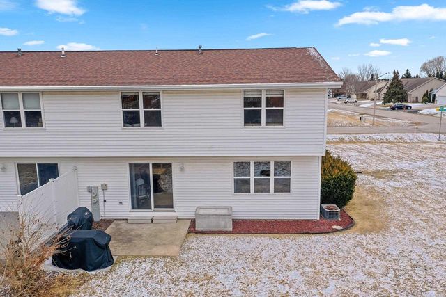 1933 ANITA COURT, Appleton, WI 54913