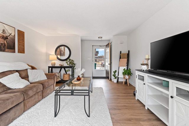 1933 ANITA COURT, Appleton, WI 54913