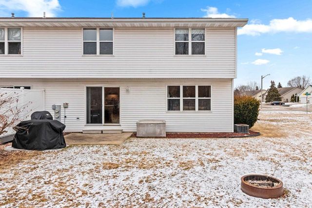 1933 ANITA COURT, Appleton, WI 54913