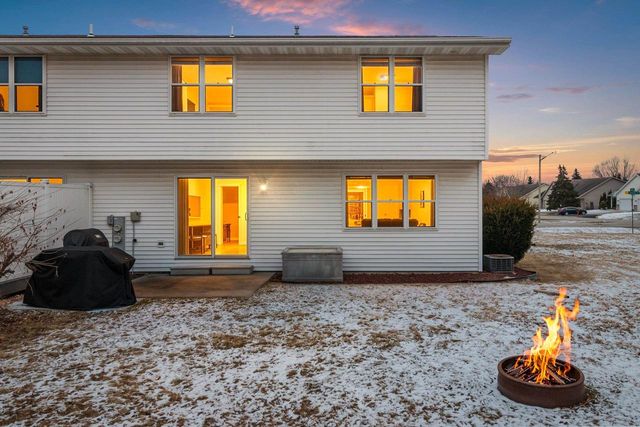 1933 ANITA COURT, Appleton, WI 54913