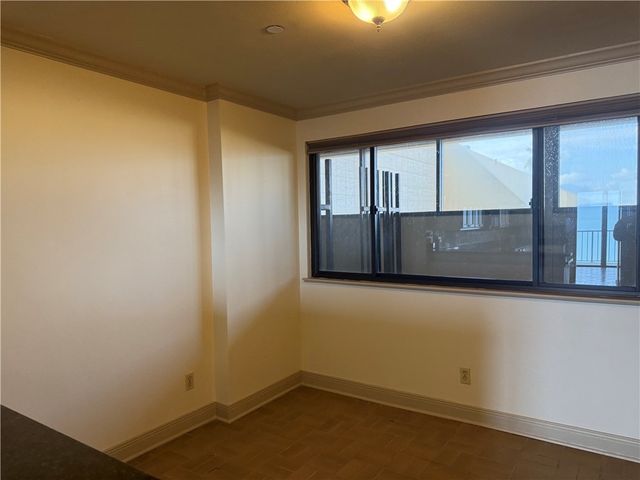 4350 Ocean Dr 301, Corpus Christi, TX 78412