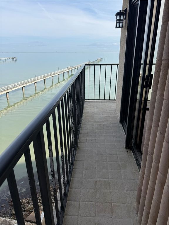 4350 Ocean Dr 301, Corpus Christi, TX 78412 — photo 4