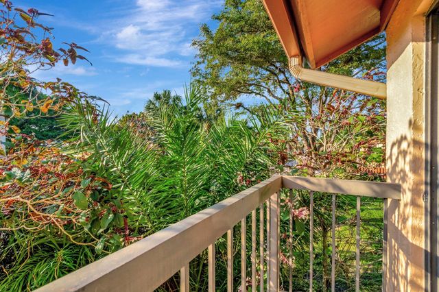 5334 Fountains Drive S, Greenacres, FL 33467