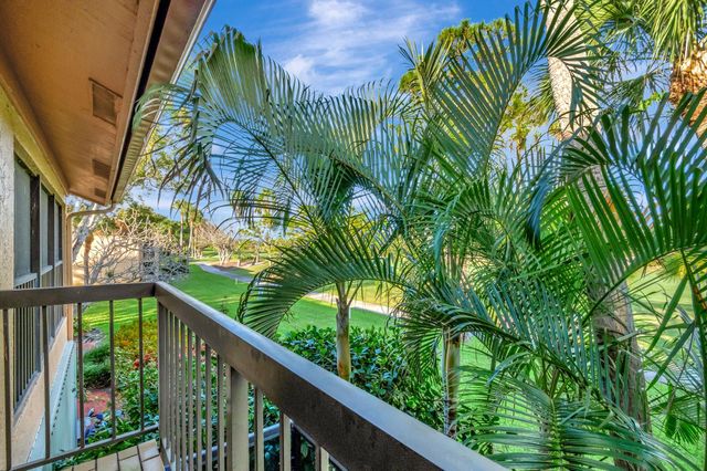 5334 Fountains Drive S, Greenacres, FL 33467