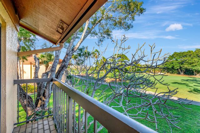 5334 Fountains Drive S, Greenacres, FL 33467