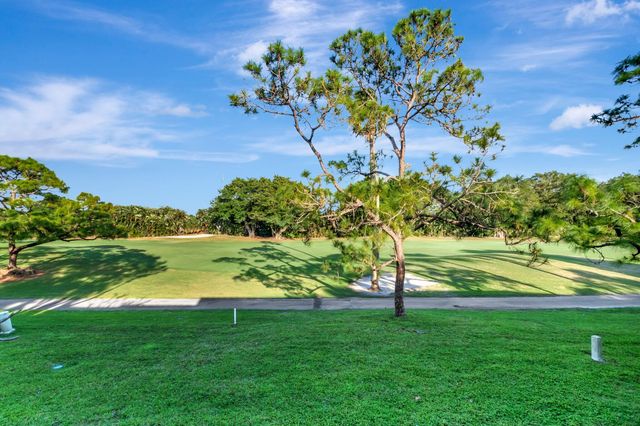 5334 Fountains Drive S, Greenacres, FL 33467