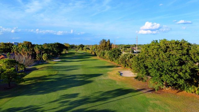 5334 Fountains Drive S, Greenacres, FL 33467