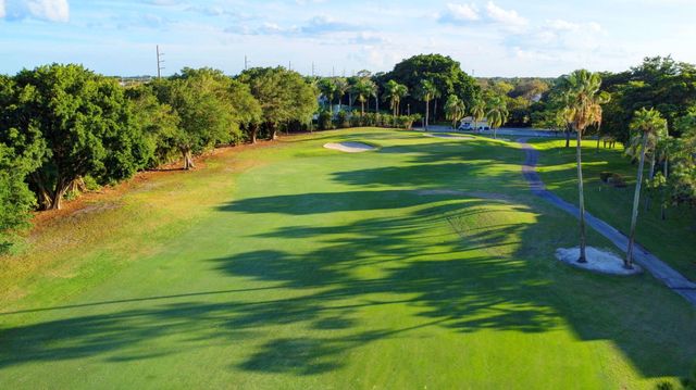 5334 Fountains Drive S, Greenacres, FL 33467