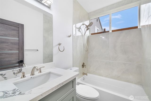 8610 42nd Avenue S, Seattle, WA 98118