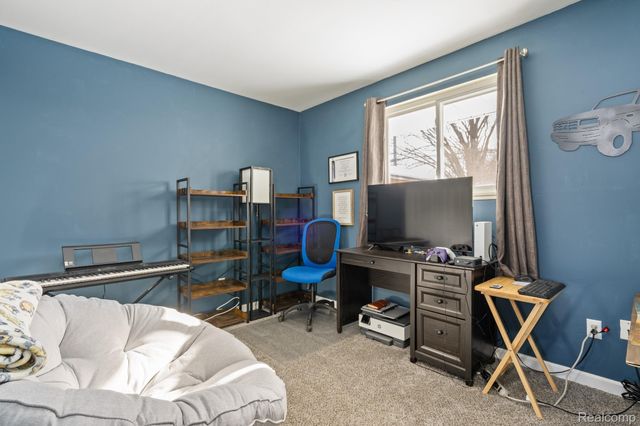 35739 Thames Street, Westland, MI 48186