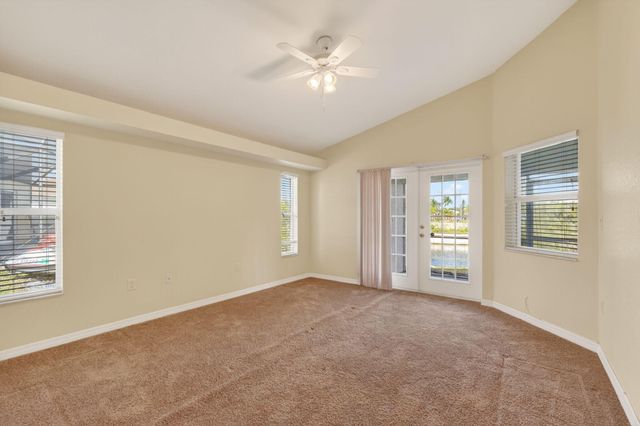 2902 NW 17th Avenue, Cape Coral, FL 33993