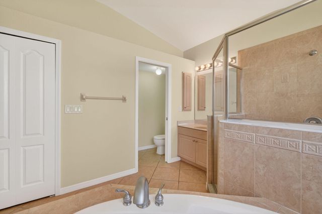 2902 NW 17th Avenue, Cape Coral, FL 33993