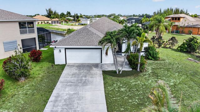 2902 NW 17th Avenue, Cape Coral, FL 33993