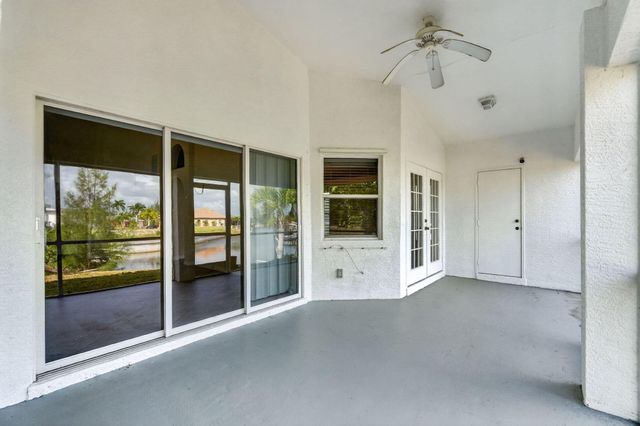 2902 NW 17th Avenue, Cape Coral, FL 33993
