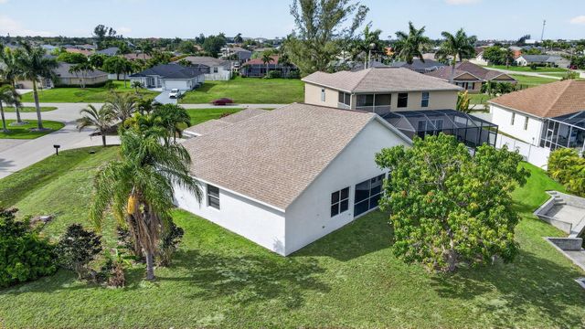 2902 NW 17th Avenue, Cape Coral, FL 33993
