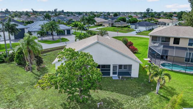 2902 NW 17th Avenue, Cape Coral, FL 33993