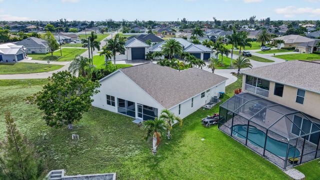 2902 NW 17th Avenue, Cape Coral, FL 33993