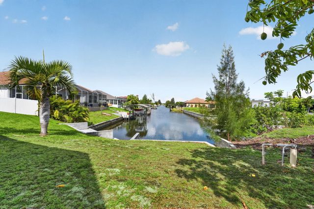 2902 NW 17th Avenue, Cape Coral, FL 33993