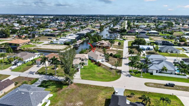 2902 NW 17th Avenue, Cape Coral, FL 33993