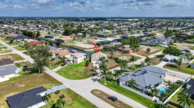2902 NW 17th Avenue, Cape Coral, FL 33993