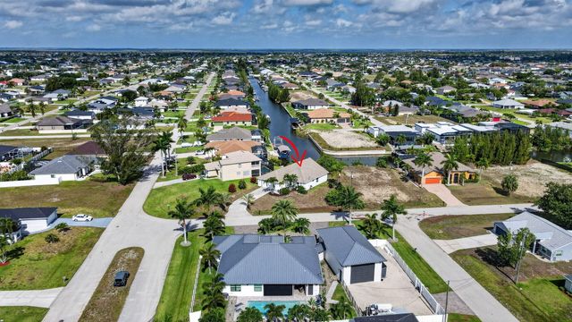 2902 NW 17th Avenue, Cape Coral, FL 33993