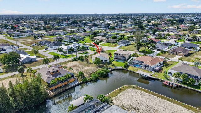2902 NW 17th Avenue, Cape Coral, FL 33993