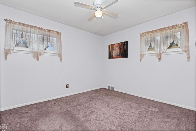 22609 Lake Drive, Saint Clair Shores, MI 48082