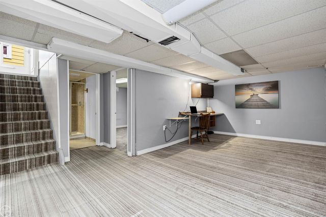 22609 Lake Drive, Saint Clair Shores, MI 48082