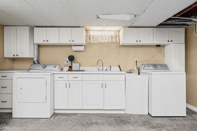 22609 Lake Drive, Saint Clair Shores, MI 48082