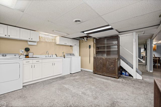 22609 Lake Drive, Saint Clair Shores, MI 48082